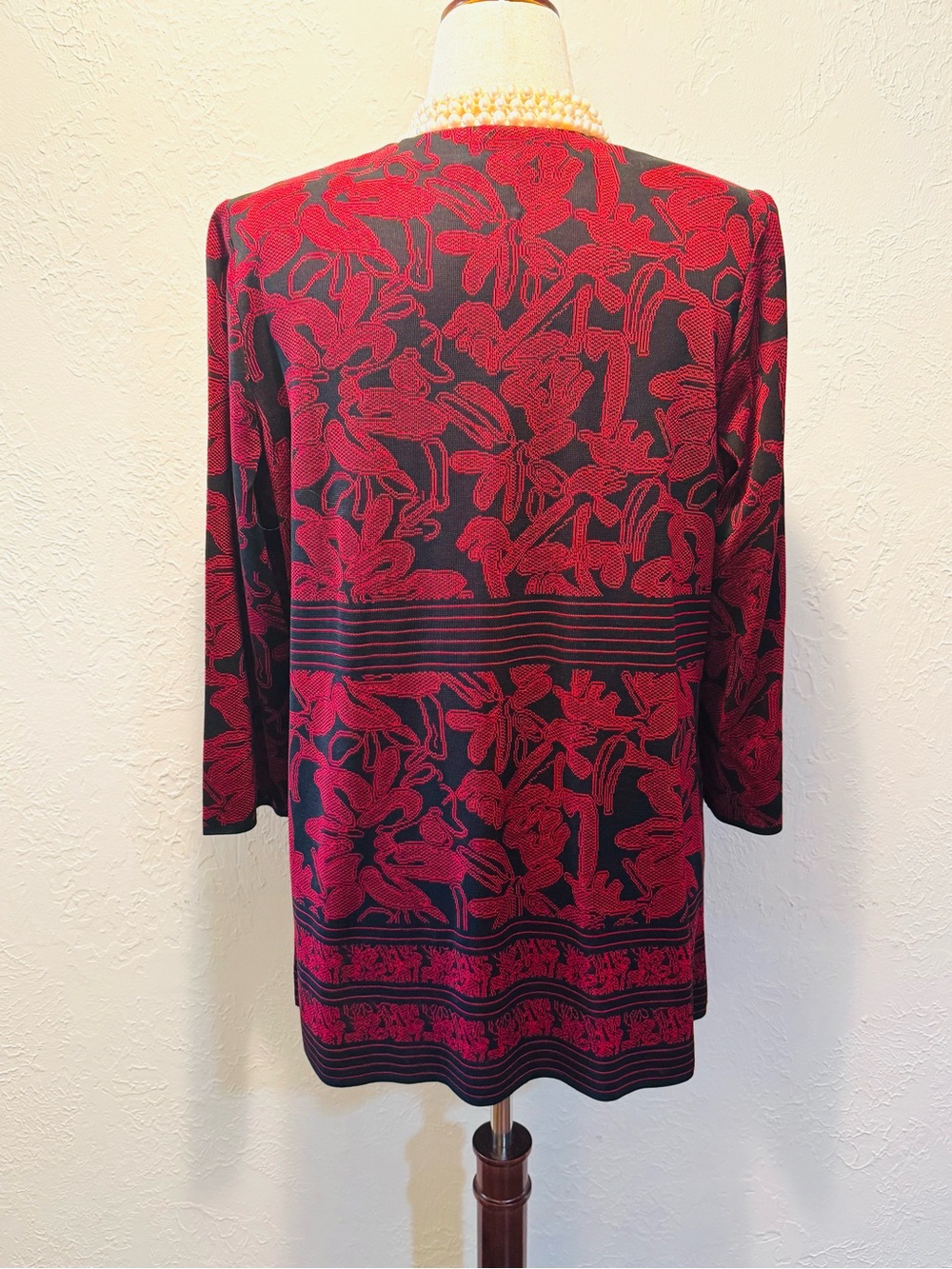 Ming Wang Red and Black Floral Longline Open Jacket - Picture 3 of 8